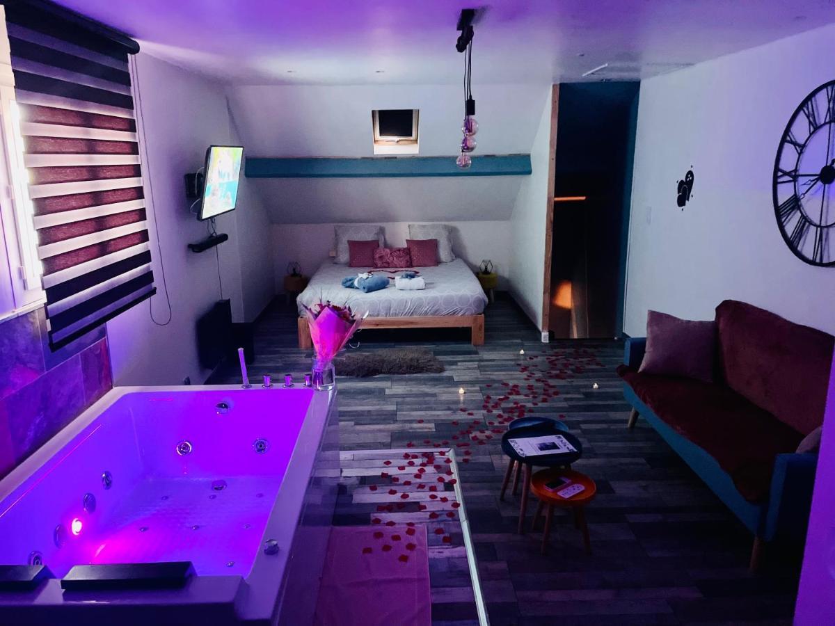 La Bulle De Romance - Love Room Tigy Luaran gambar